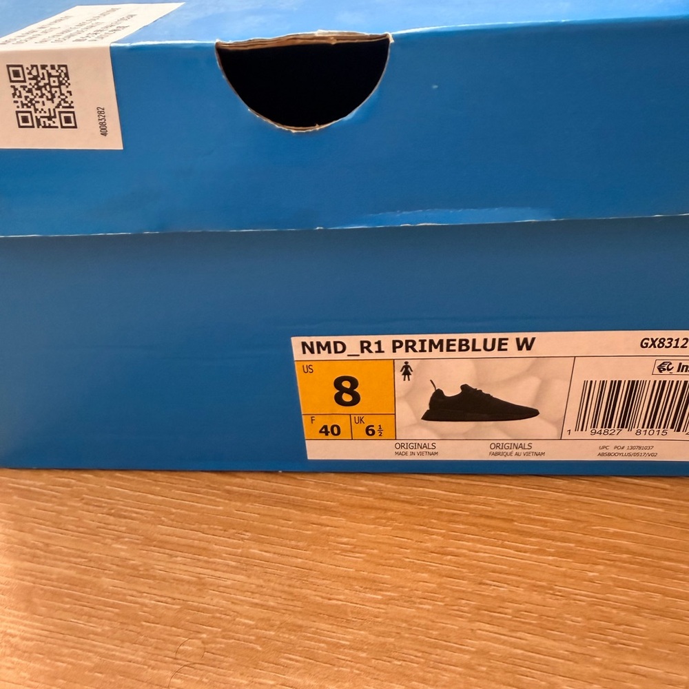 Adidas NMD_R1 Primeblue Sneakers - Black